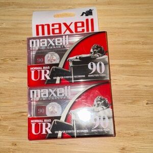 Maxell - UR-90 - Normal-Bias - Blank Audio Cassette Tapes for Recording Lot Of 2